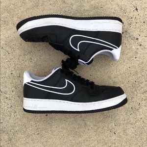 Nike Air Force 1 07 Leather Black Size 12 Mens